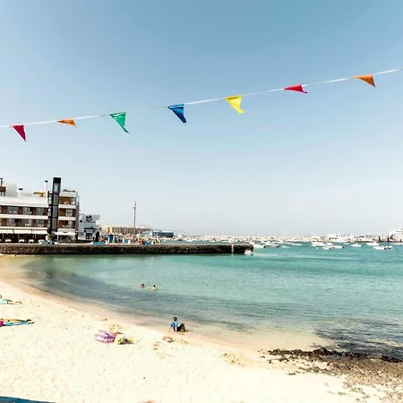 Casa Delfin On Center Beach: Wifi, Netflix, Aircon... * Коральео