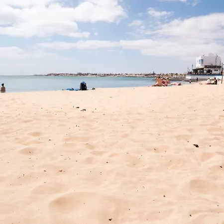 Casa Delfín On Center Beach: Wifi, Netflix, Aircon... Casa de Férias *