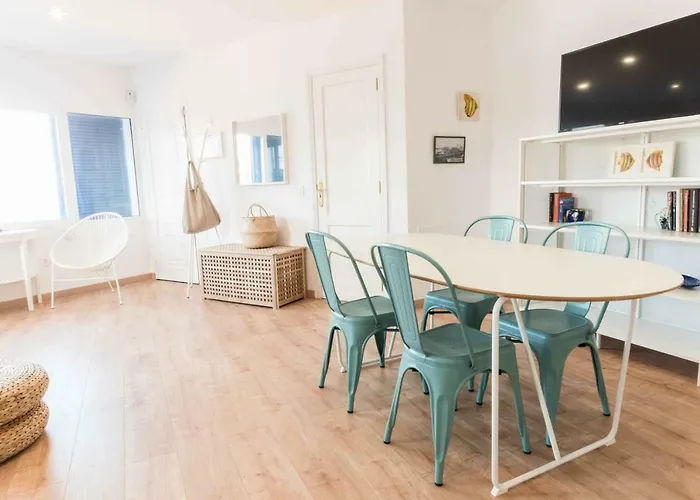 Casa Delfin On Center Beach: Wifi, Netflix, Aircon... Vakantiehuis