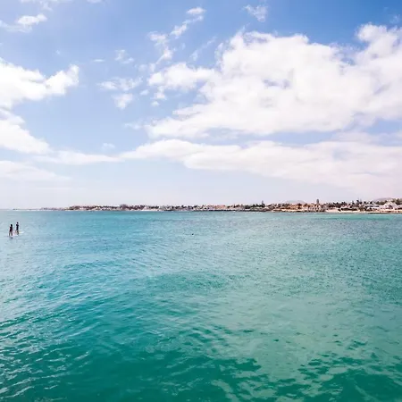 Feriehus Casa Delfin On Center Beach: Wifi, Netflix, Aircon... Corralejo